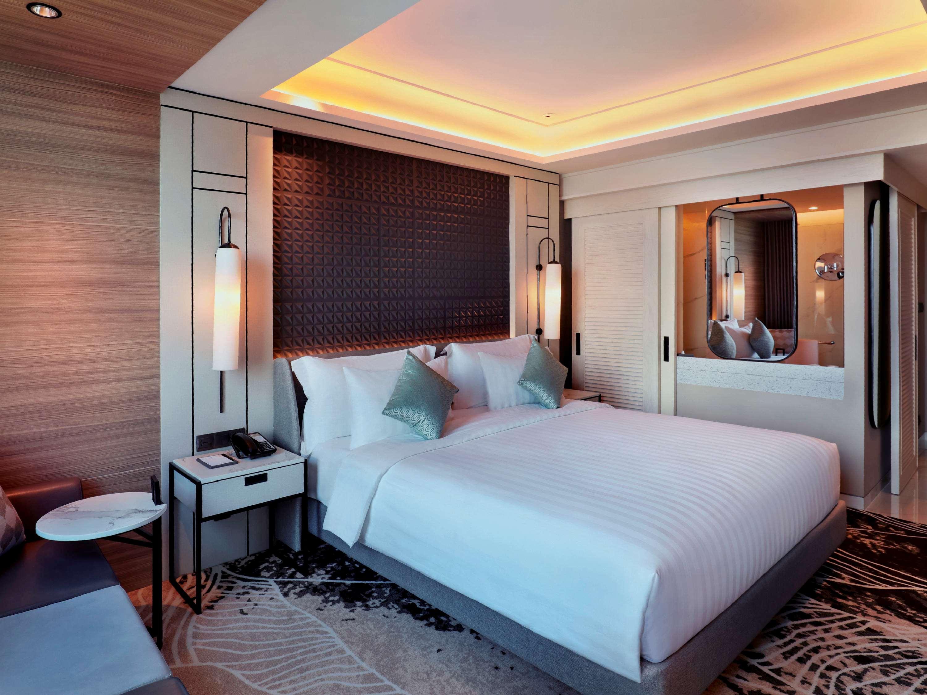 Movenpick Surabaya City Room photo